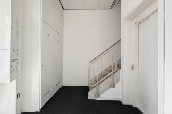 Foto 8 van 11 April Plein 24