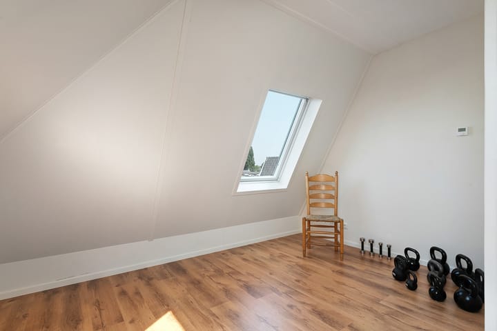 Foto 28 van 11 April Plein 24