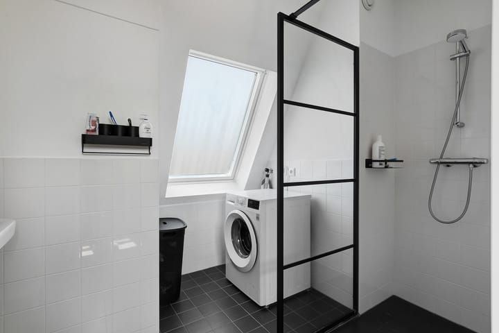 Foto 34 van 11 April Plein 24