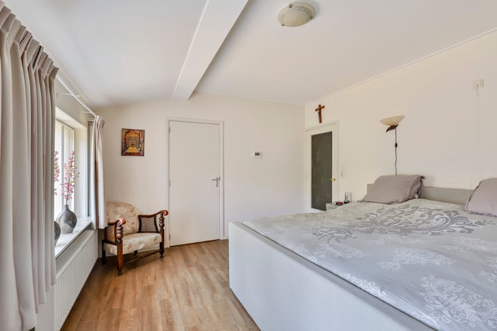 Photo 14 of Driegaardsestraat 28