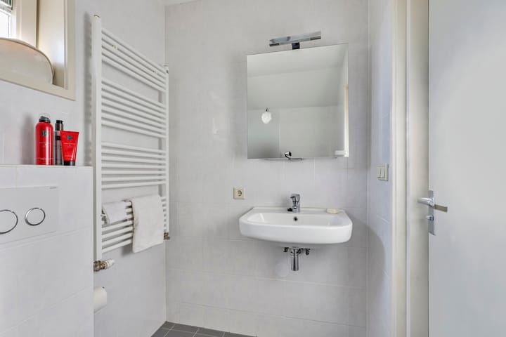 Photo 16 of Driegaardsestraat 28