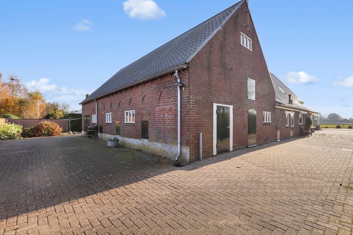 Photo 18 of Driegaardsestraat 28