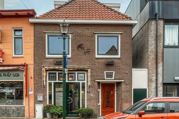 Bekijk foto 1 van Rijnstraat 72