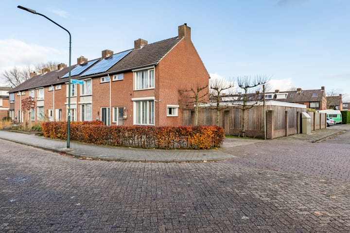 Foto 1 van Margrietlaan 21