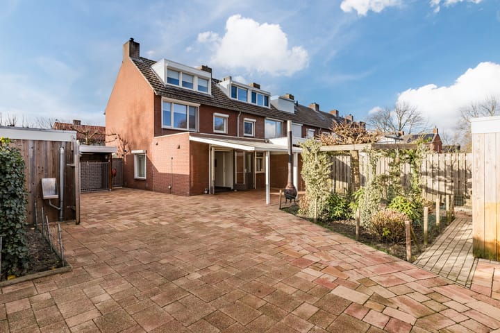 Foto 31 van Margrietlaan 21