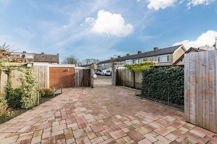 Foto 38 van Margrietlaan 21