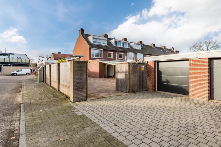 Foto 39 van Margrietlaan 21