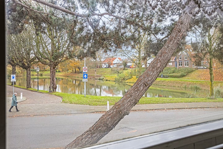 View photo 19 of Oostsingel 52