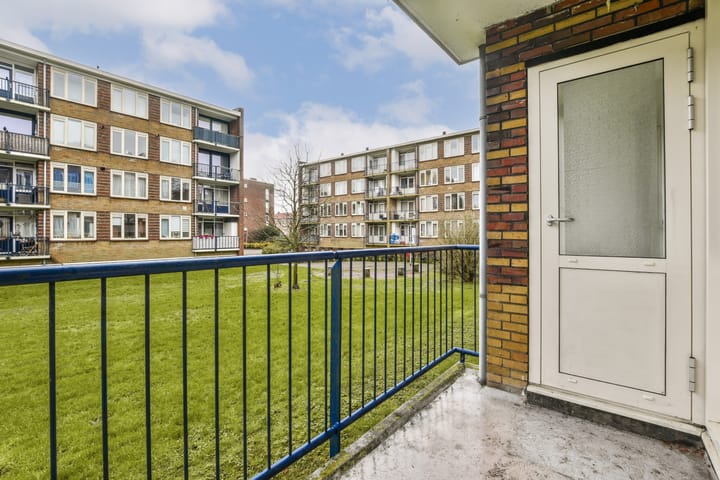 Foto 11 van Willem de Mérodestraat 10