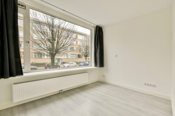 Foto 15 van Willem de Mérodestraat 10