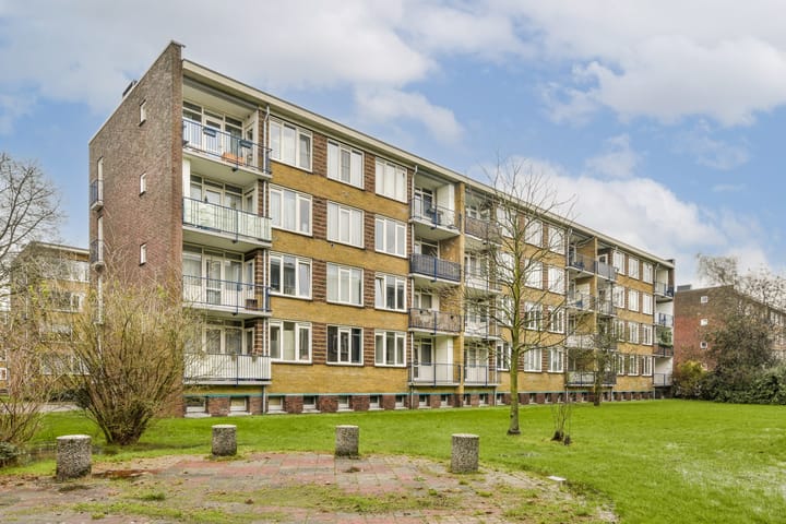 Foto 23 van Willem de Mérodestraat 10