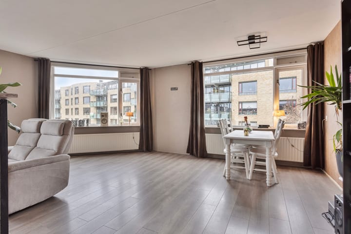 Foto 8 van Brouwerstraat 51