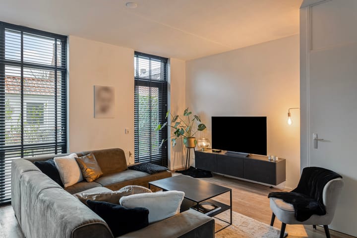 Foto 8 van Schrijnwerkersveste 38