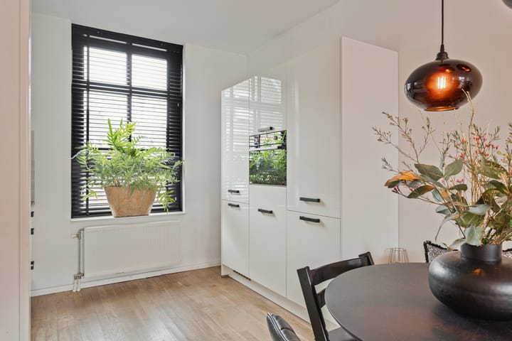 Foto 12 van Schrijnwerkersveste 38