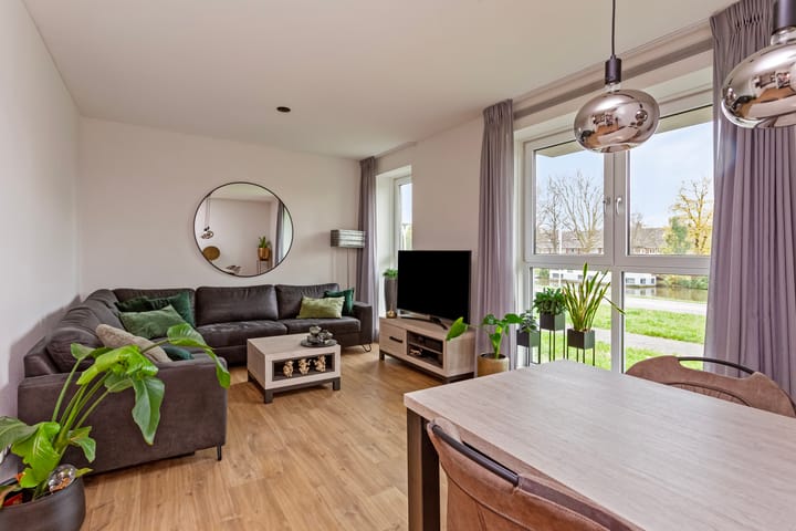 Photo 2 of Europaplein 1055