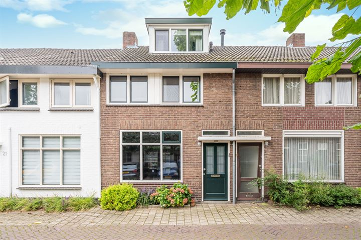 Bekijk foto 1 van Baarsstraat 23