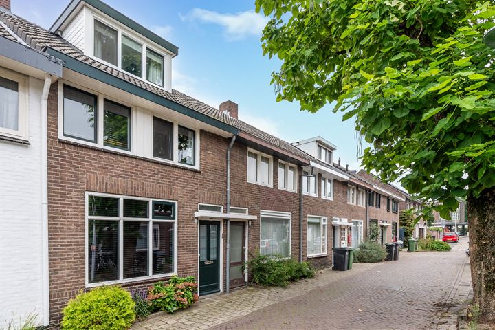 View photo 34 of Baarsstraat 23