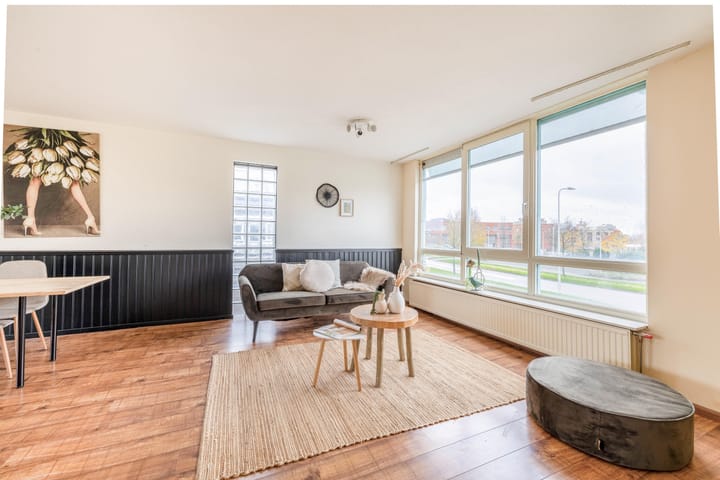 Foto 8 van Erasmuslaan 1