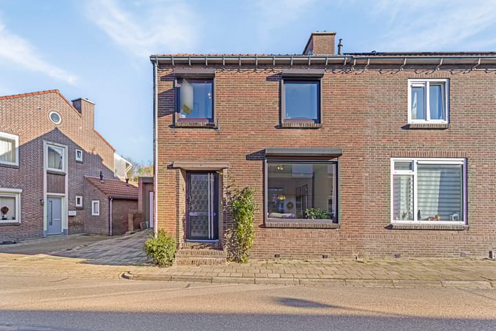 Foto 2 van Kerkweg 14