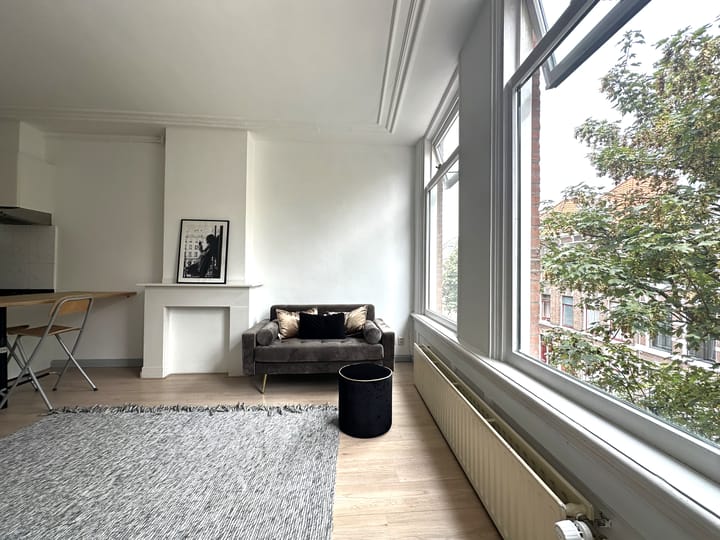 Photo 6 of Van Diemenstraat 192-A