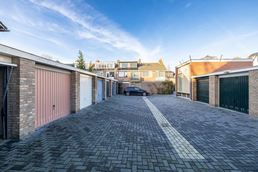 Photo 2 of Jupiterstraat 2-az