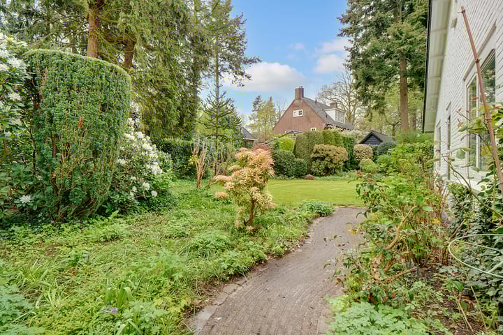 Foto 41 van Burg. Van Tuyll-laan 4