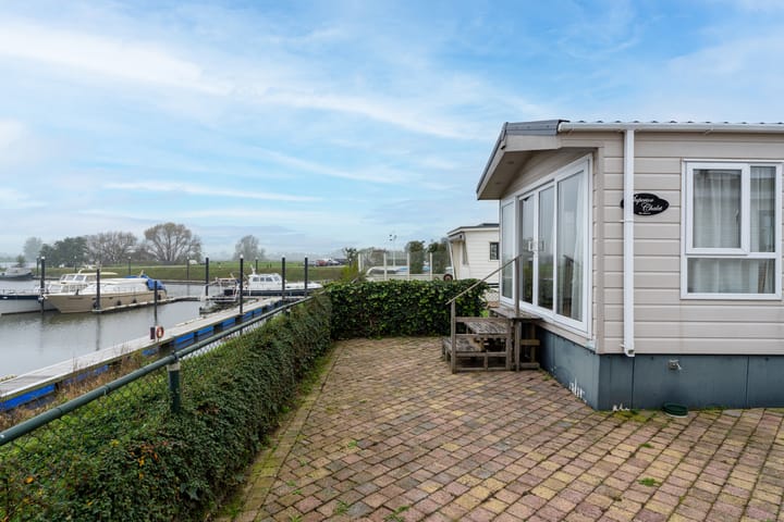 Photo 18 of Bovendijk 2-11