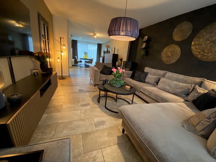 Photo 7 of Dolphijnstraat 16