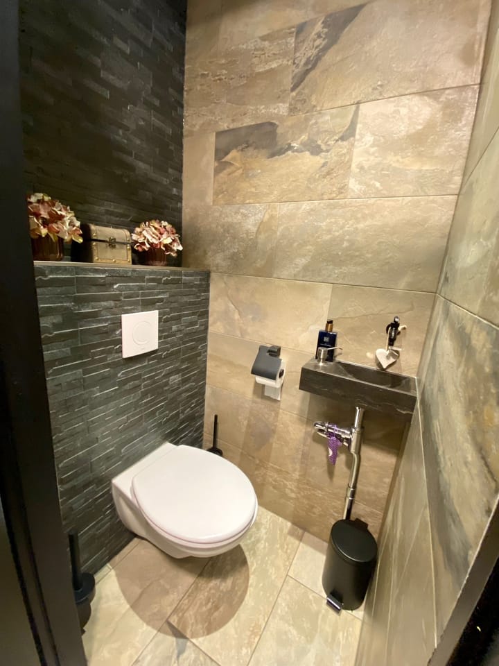 Photo 6 of Dolphijnstraat 16