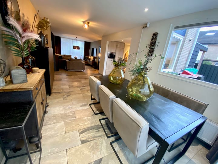 Photo 8 of Dolphijnstraat 16