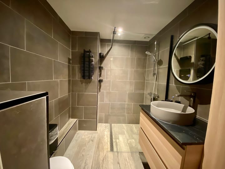 Photo 14 of Dolphijnstraat 16