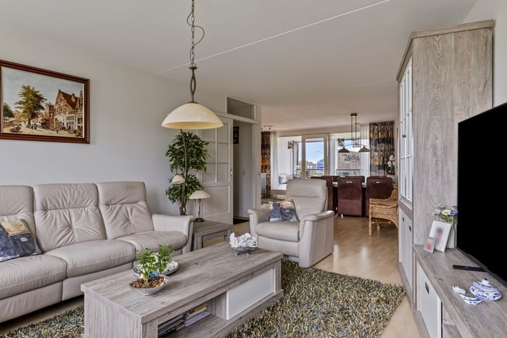 Foto 4 van Willem- en Maryplein 118