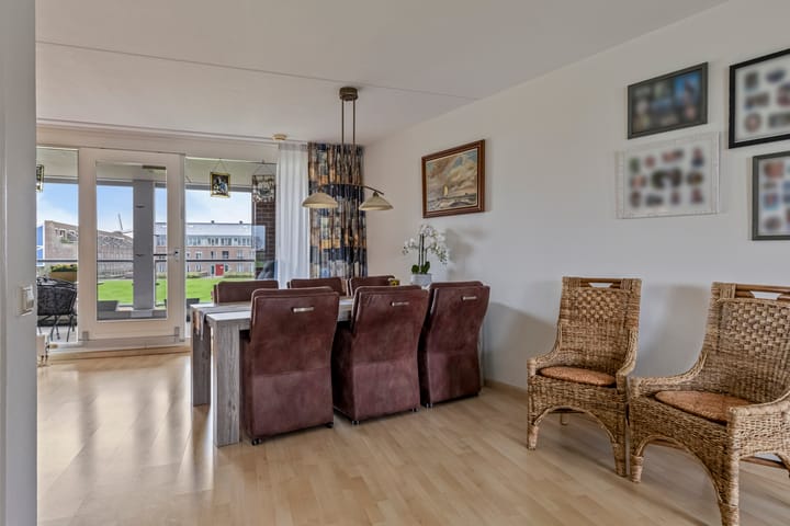 Foto 10 van Willem- en Maryplein 118