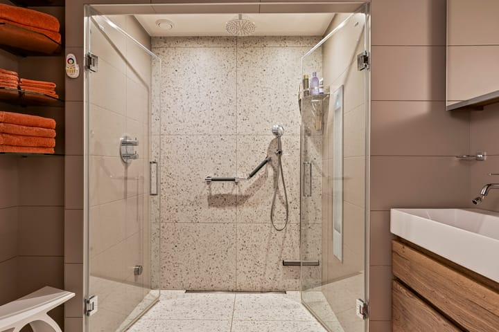 Foto 21 van Willem- en Maryplein 118