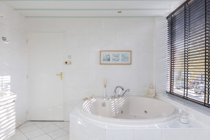 Foto 23 van Borodinstraat 86