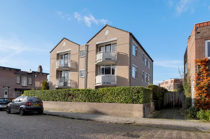 Foto 1 van Oosterhoutstraat 42-D