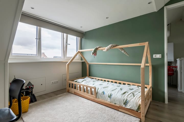 Photo 43 of Purper 9