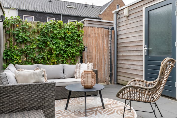 Photo 53 of Purper 9