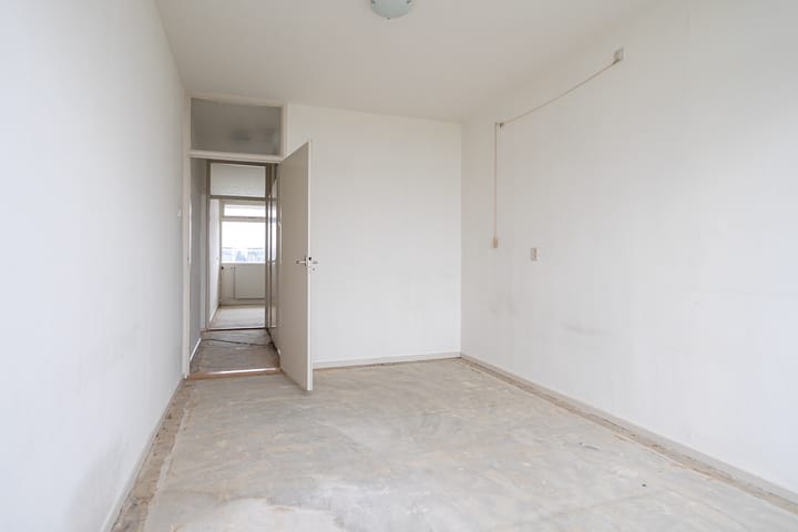 Foto 8 van van Harinxmaplein 154