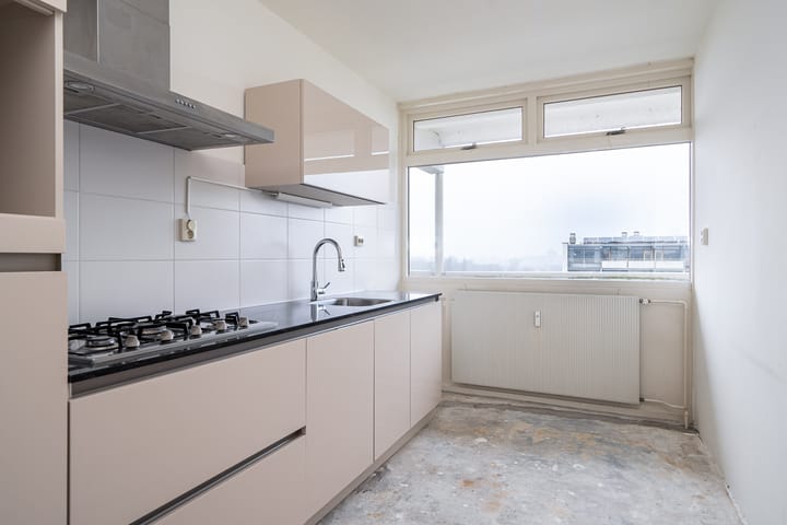 Foto 10 van van Harinxmaplein 154