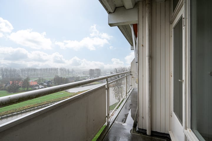 Foto 22 van van Harinxmaplein 154