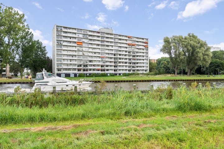 Foto 27 van van Harinxmaplein 154