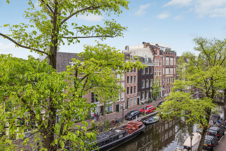 View photo 33 of Bloemgracht 133-3