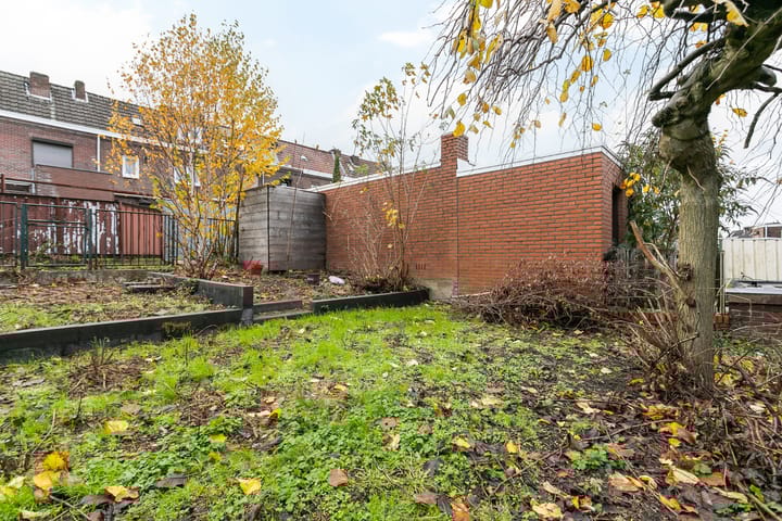 Foto 28 van Tollisstraat 1