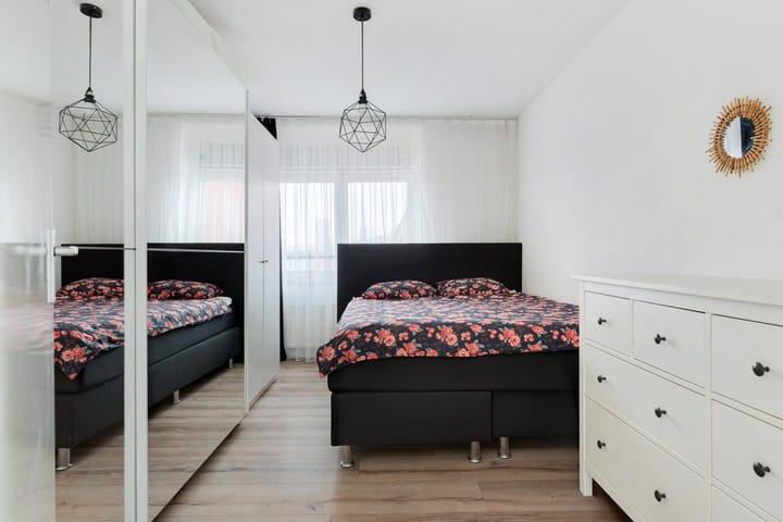 Foto 19 van Lange Hilleweg 70-C