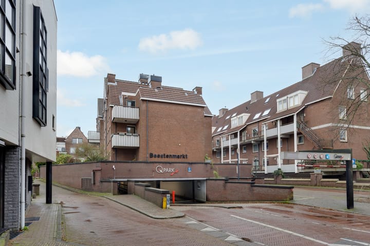 Foto 35 van Binnen de Veste 8