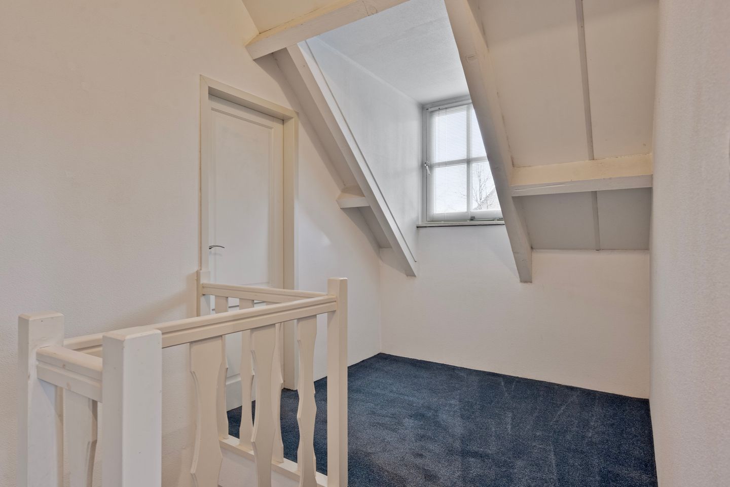 Photo 29 of Stereind 1