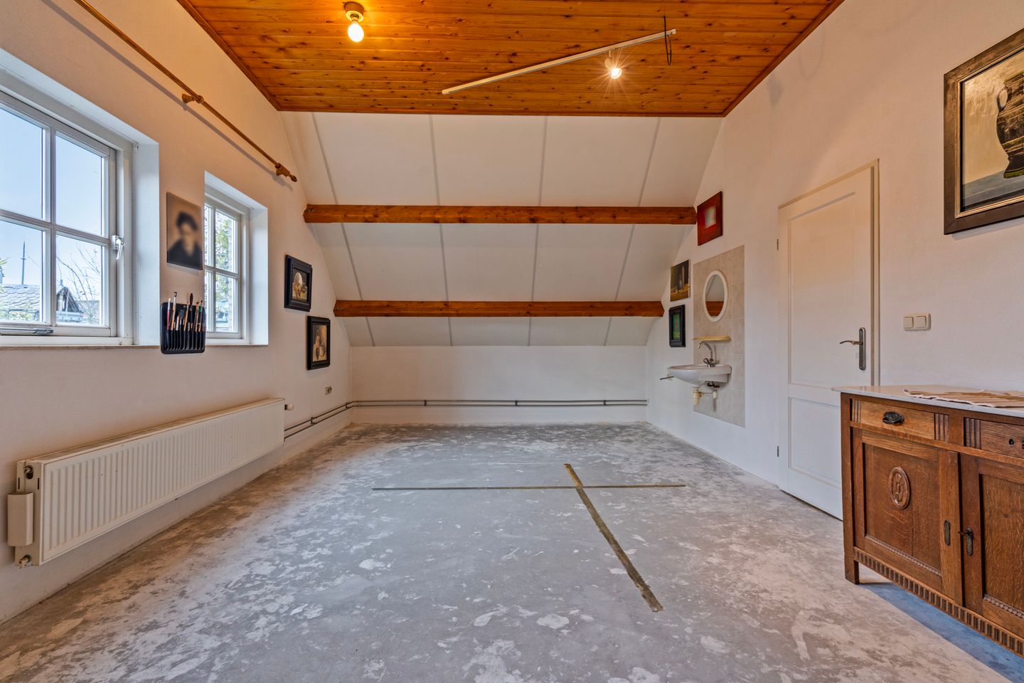 Photo 34 of Stereind 1