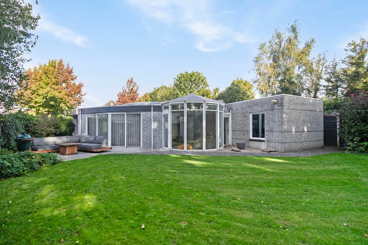 Foto 1 van Buitenweide 17