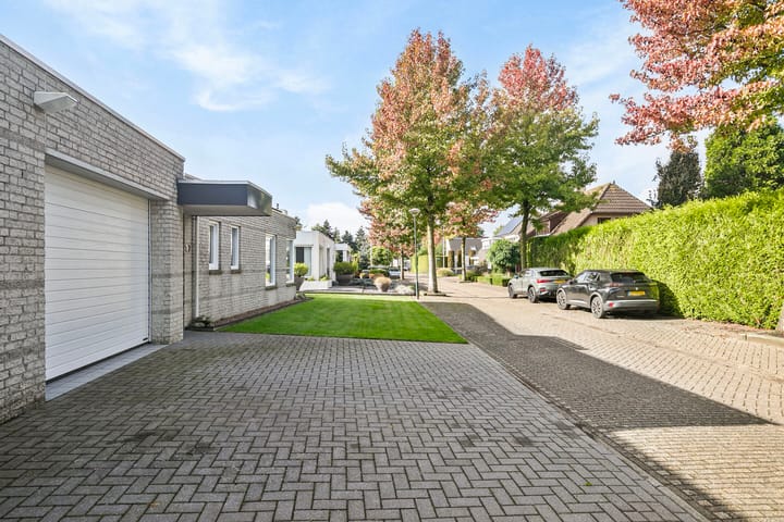 Foto 51 van Buitenweide 17